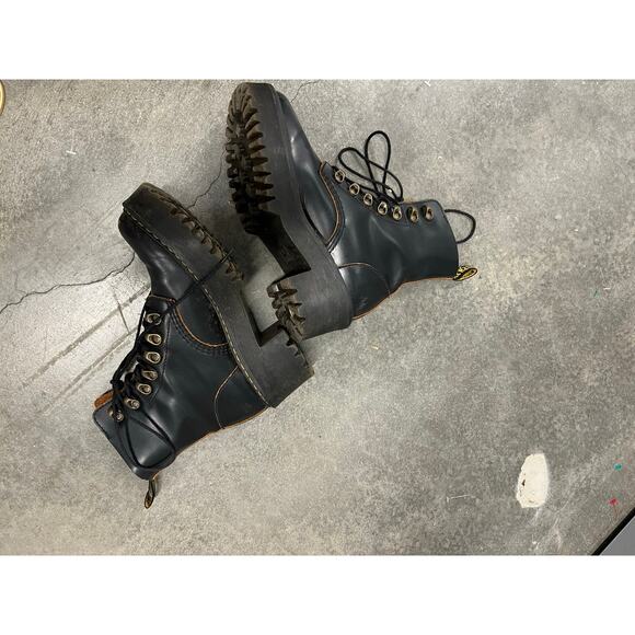 Doc Martens Leona Platform Combat Leather Boots •Women 37/US 6 Chunky Heel Black - Picture 2 of 5